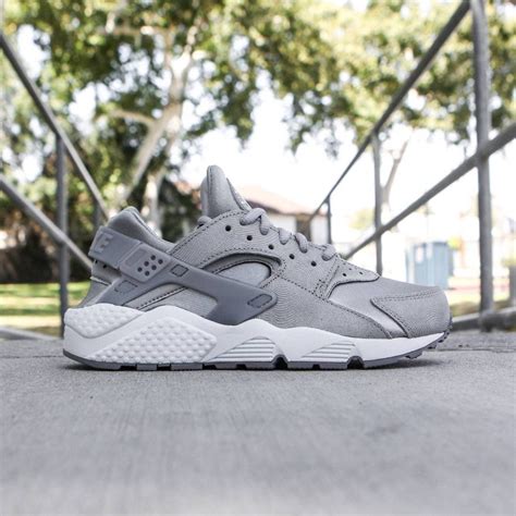 nike huarache damen grau beige|Nike air huarache off white.